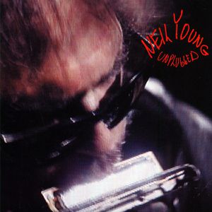 玩弄亲女裸睡的小嫩
